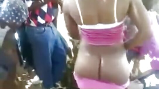 جنس استخر کنار لزبین ...