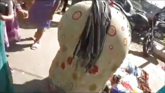 یک زن سکسی رسیده تما ...