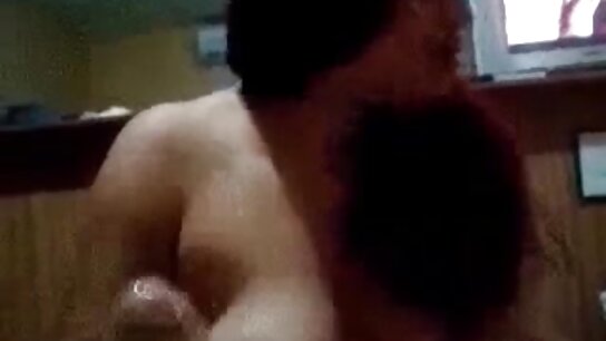 سبزه Busty سایت سکس  ...